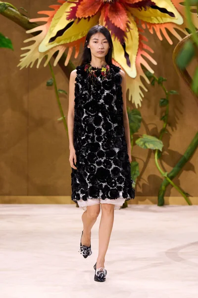 Look 6